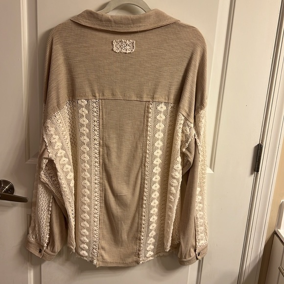 POL Breezy Lightweight Crochet Contrast Top - Light Beige - L - Picture 2 of 6